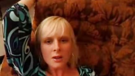 جميلة شقراء فاتنة حسناء يلعب خجولة متعددة افلام اباحيه رومانسيه